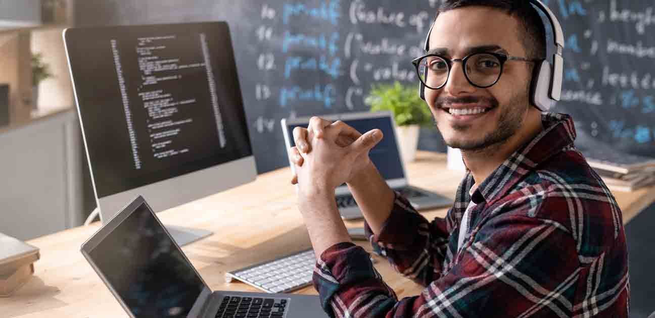 Estimating blog website development costs in Bajali